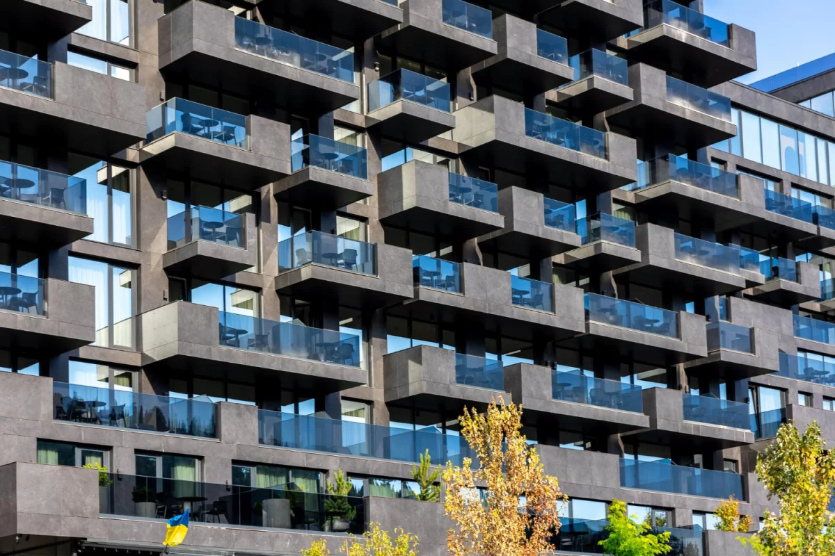 Obliczanie śladu węglowego w budownictwie: Klucz do zrównoważonego rozwoju sektora budowlanego